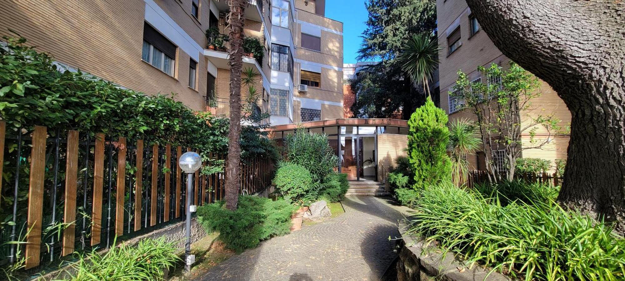 Bnb Rooms And Comfort Rome Bagian luar foto